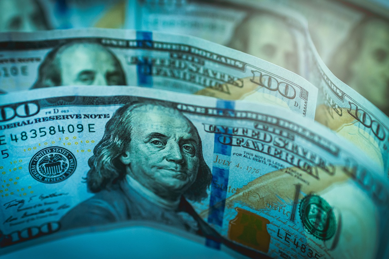 Mercado financeiro eleva previsão de inflação e do dólar para 2025: moeda deve custar R$ 5,96 no próximo ano 1 money 2173148 1280 Mercado financeiro eleva previsão de inflação e do dólar para 2025: moeda deve custar R$ 5,96 no próximo ano