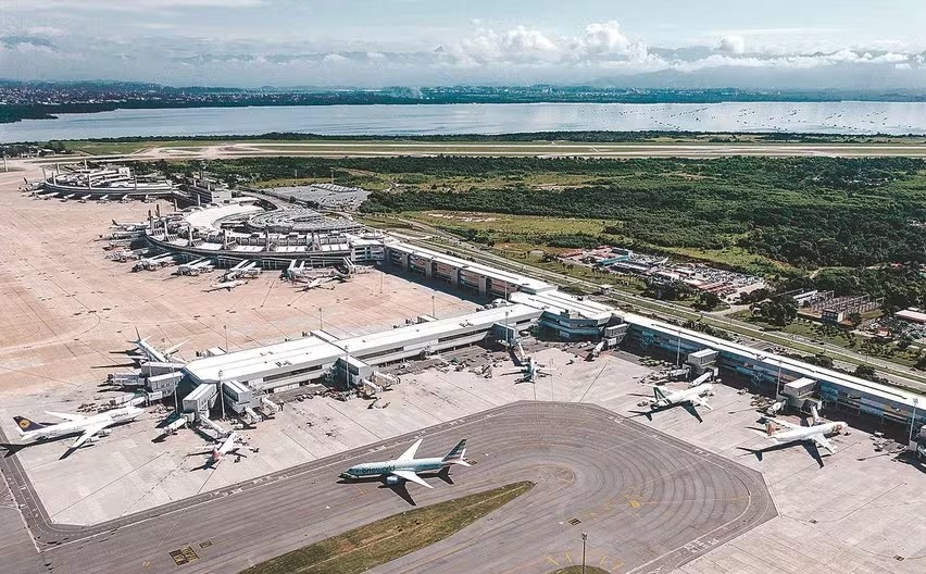 Governo federal fecha acordo para manter a RIOgaleão como operadora do aeroporto internacional do RJ 1 rev infralog 014 relicitacoes aeroporto do galeao no rio concessao Governo federal fecha acordo para manter a RIOgaleão como operadora do aeroporto internacional do RJ
