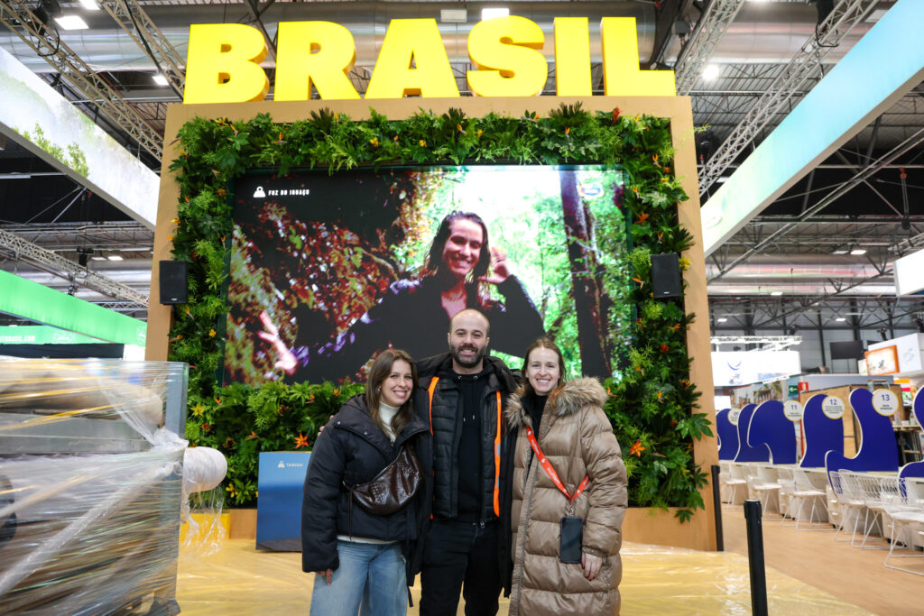 Marta Carvalhais, Ruben Castro e Joana Serrão, da Multilem montadora da Embratur