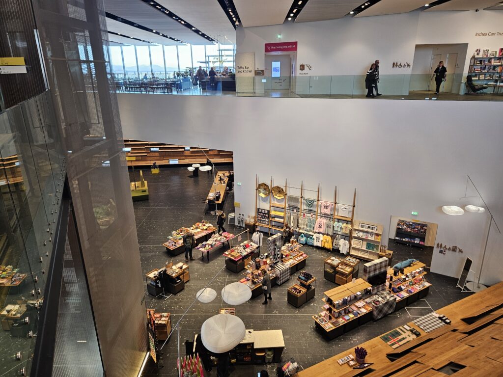 Vista do segundo andar do museu