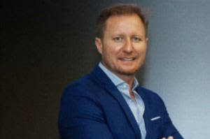 Atualmente, Mancio ocupa a posição de Diretor Executivo de Hospitality na CBRE Brasil, emglobando o mercado de Hotéis, Familly Offices e Branded Residences (Divulgação/ESFE)