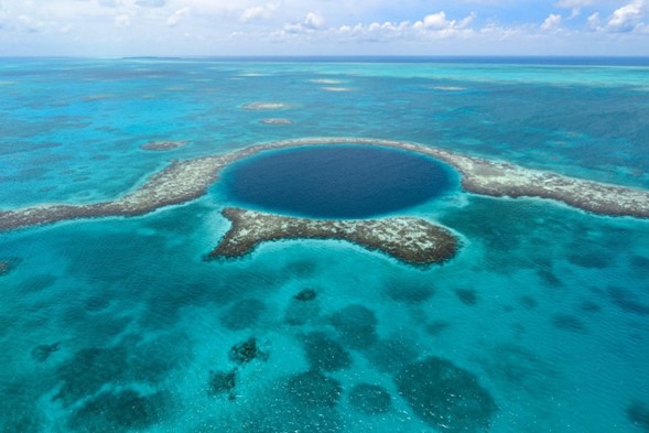 Belize anuncia série de melhorias para fortalecer setor turístico em 2025 1 Com melhorias em infraestrutura, novos resorts de luxo, passeios e experiências exclusivas, o destino está pronto para oferecer aos visitantes uma jornada inesquecível, combinando natureza, história e gastronomia (Divulgação/Belize)