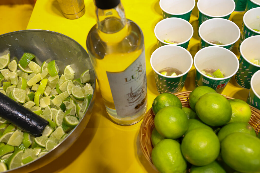 Caipirinha no estande do Brasil