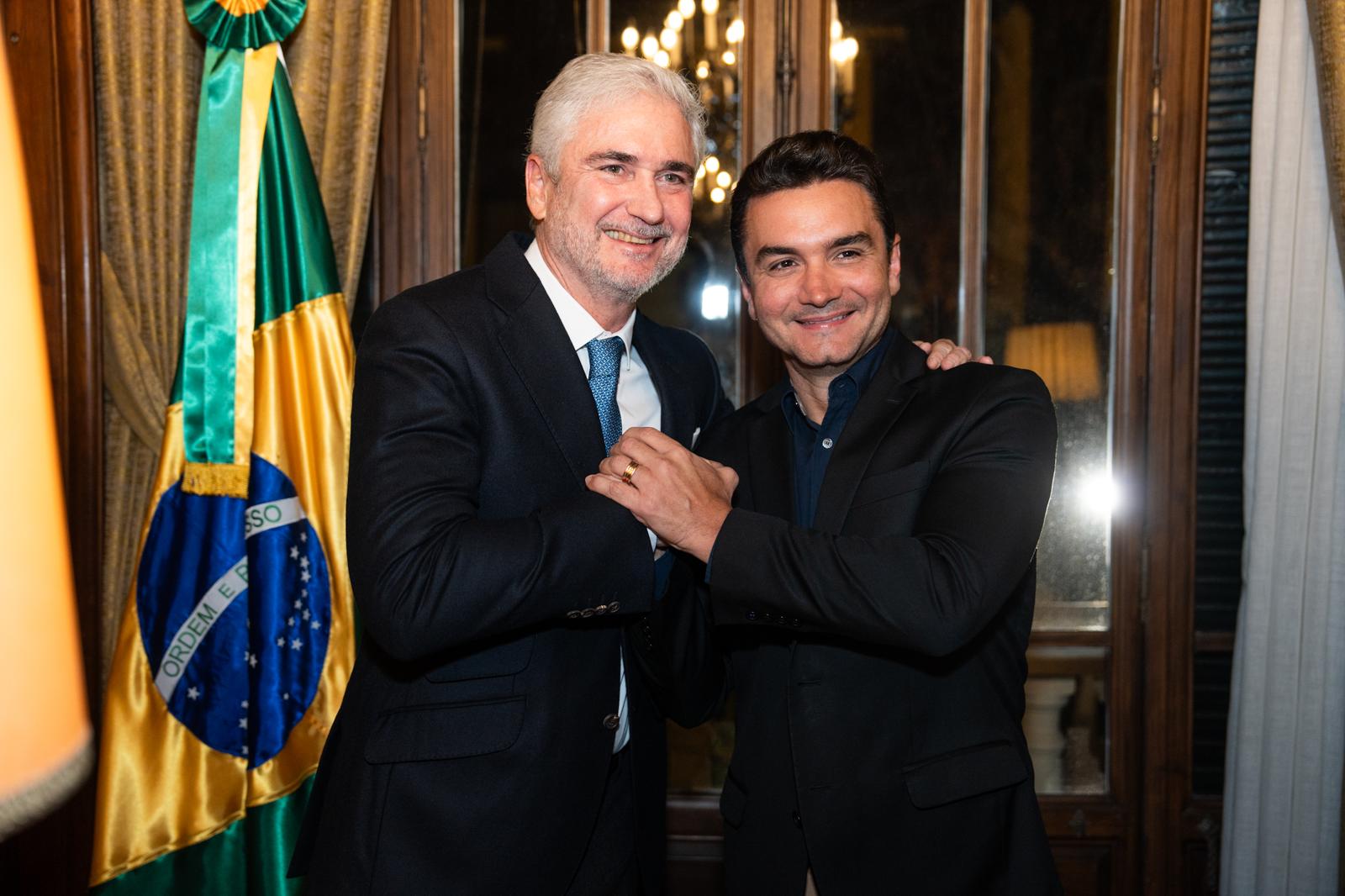 Embaixador do Brasil na Espanha, Orlando Leite Ribeiro, com o ministro Celso Sabino