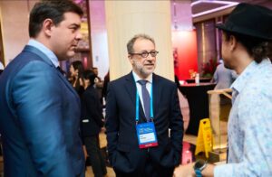 Fhoresp representou entidade na agenda internacional; em ações com empresários russos, chineses, indianos e sul-africanos, foram apresentadas vantagens do mercado brasileiro para investimentos e novos negócios (Divulgação/Fhoresp)