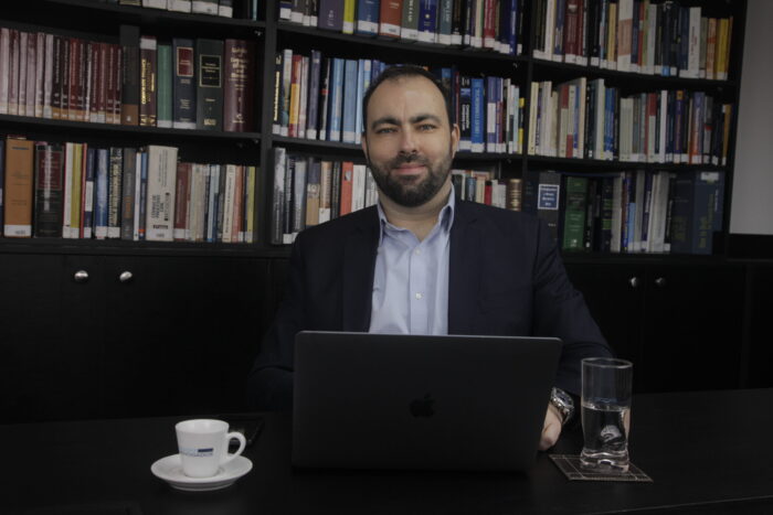 Quais os principais riscos jurídicos, financeiros e complexidade da fusão Gol e Azul? Especialista responde 1 Fernando Canutto Godke Advogados 3 scaled e1737050599318 Quais os principais riscos jurídicos, financeiros e complexidade da fusão Gol e Azul? Especialista responde