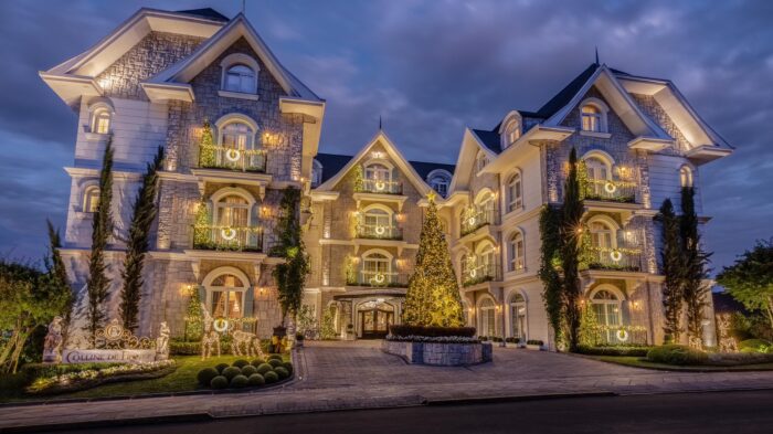 Hotel Colline de France vence concurso Brilha Gramado 2024 1 Gramado celebra criatividade com decorações natalinas premiadas (Divulgação)