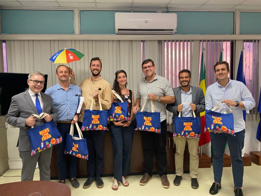 Recife recebe comitiva francesa da Raid Aeropostale para fortalecer relações 1 IMG 20250130 WA0034 Recife recebe comitiva francesa da Raid Aeropostale para fortalecer relações