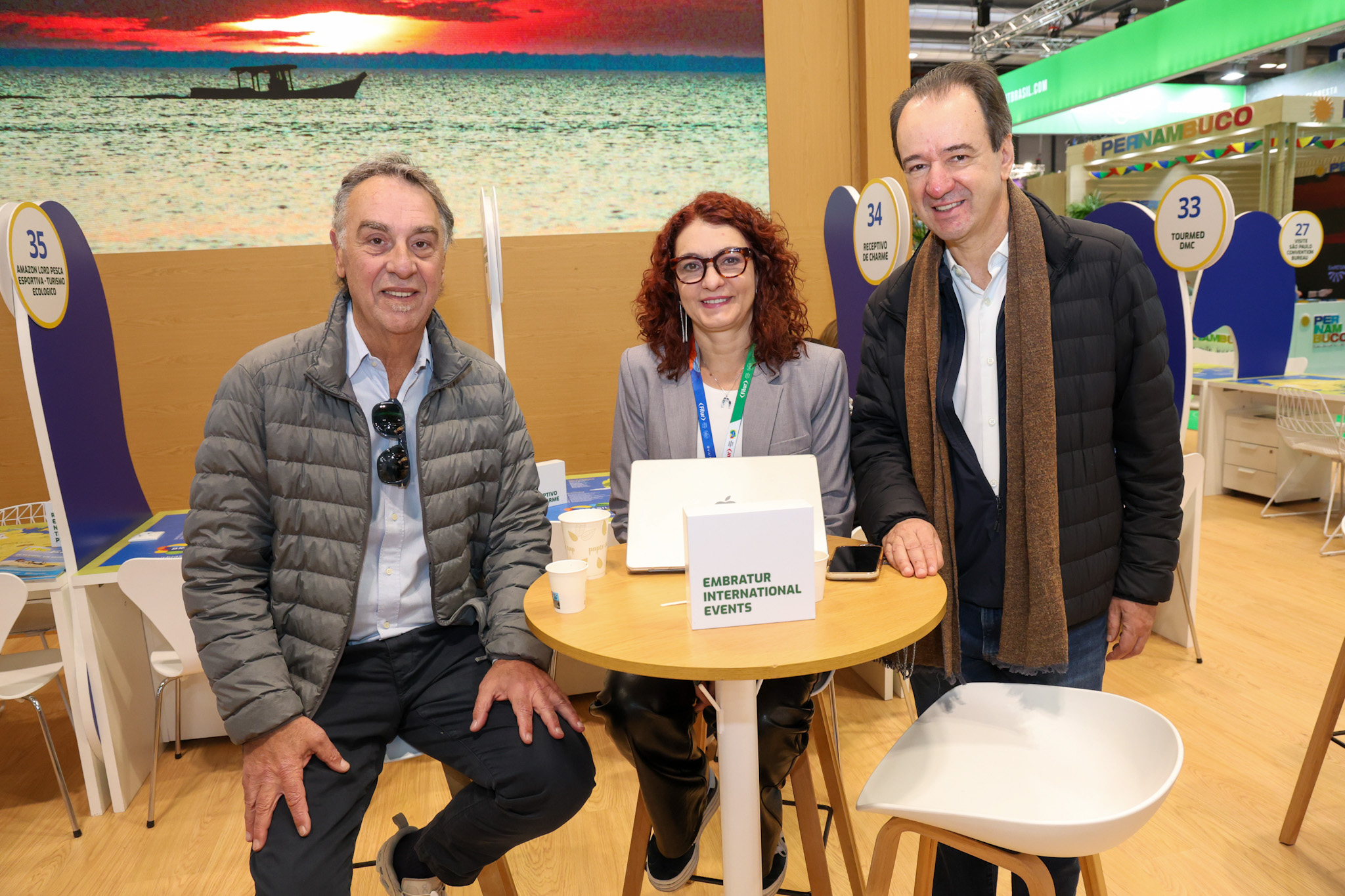 José Zuquim, da Ambienta, Simone Scorsato, gerente de eventos internacionais da Embratur, e Eduardo Barbosa, da Flot