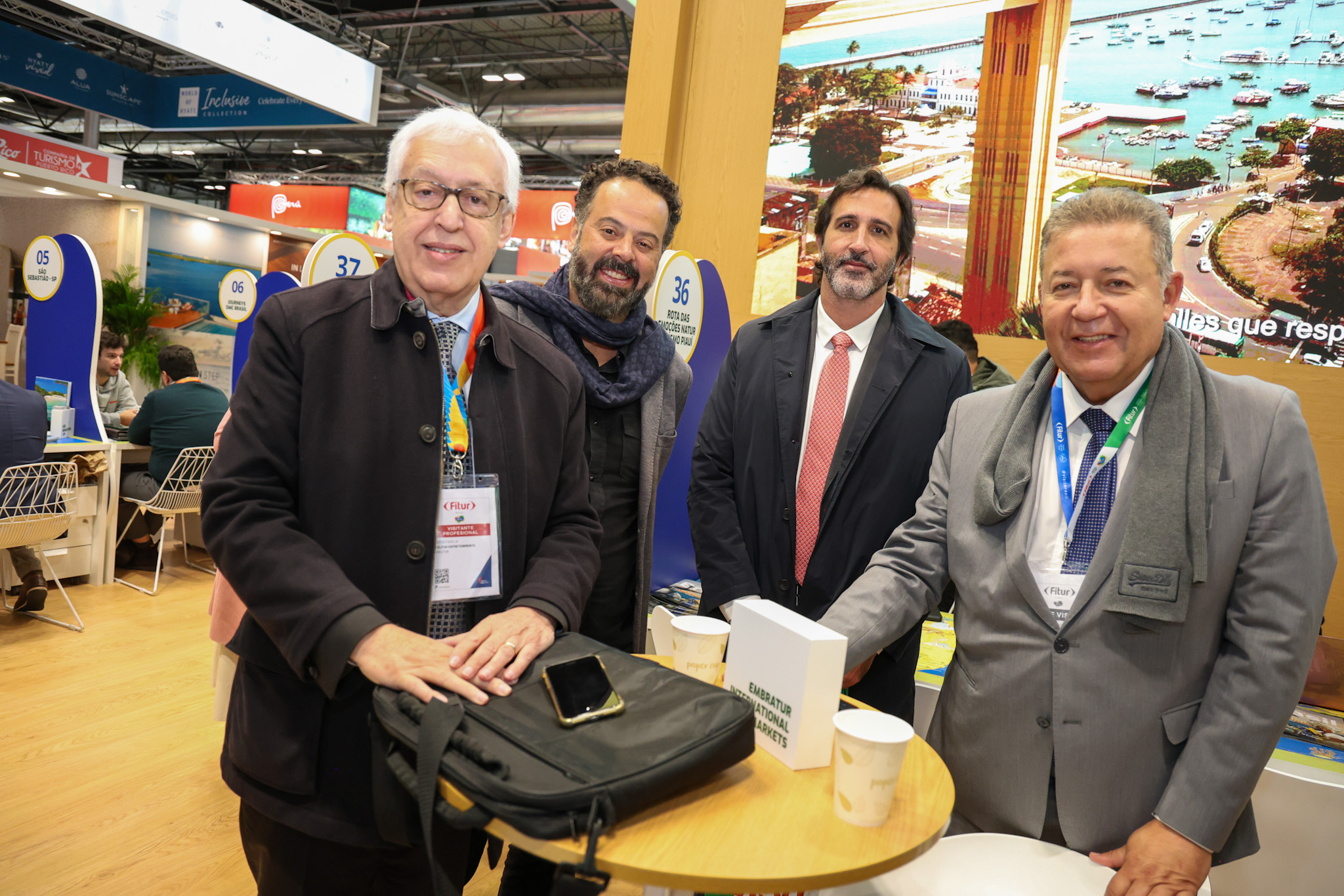 Márcio Favilla, da Feelfun, Daniel Neponuceno, da ONU Turismo, Lucas Fiusa, da WAN, e Alexandre Sampaio, da FBHA