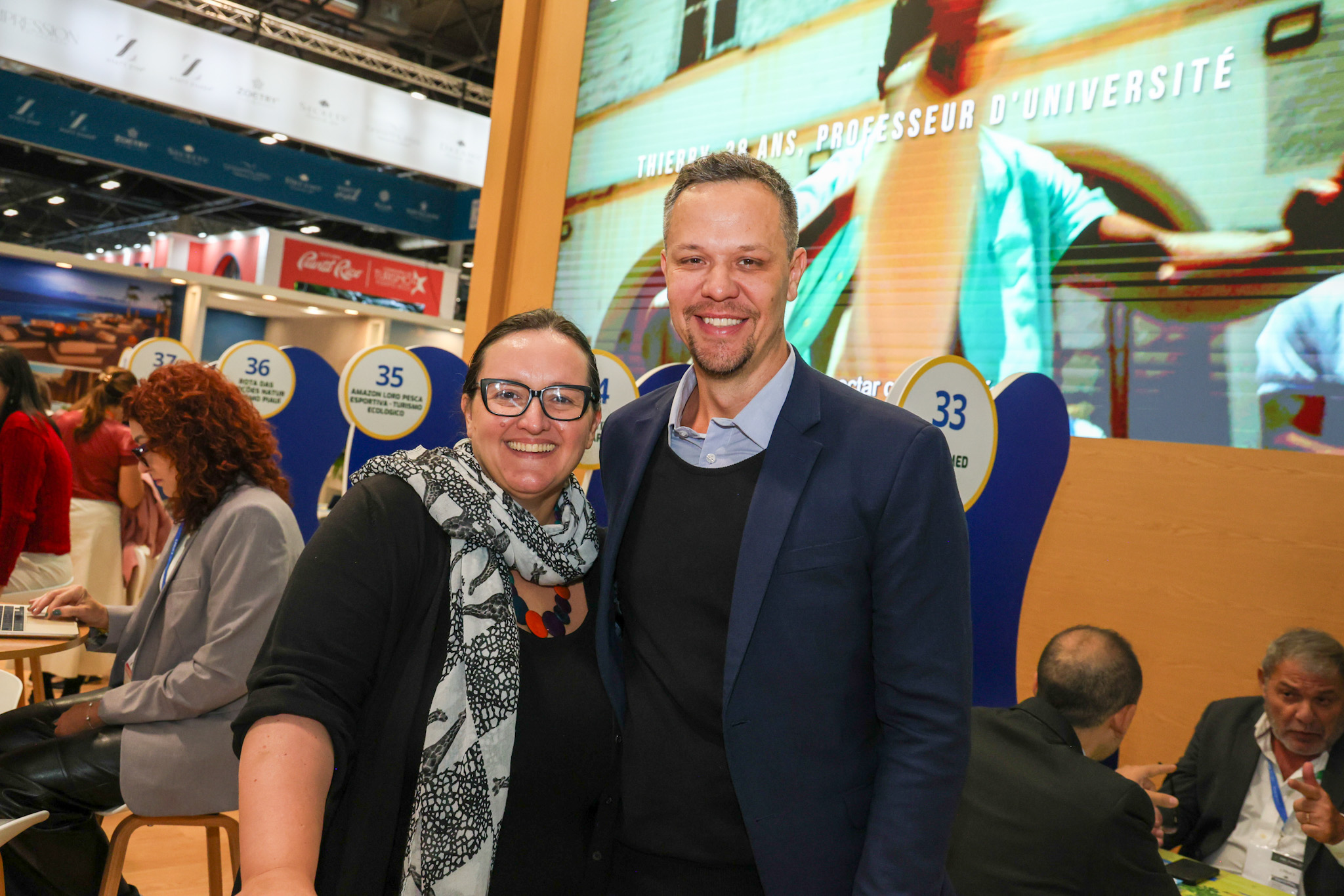 Mariana Aldrigui, da USP, e Bruno Reis, da Embratur