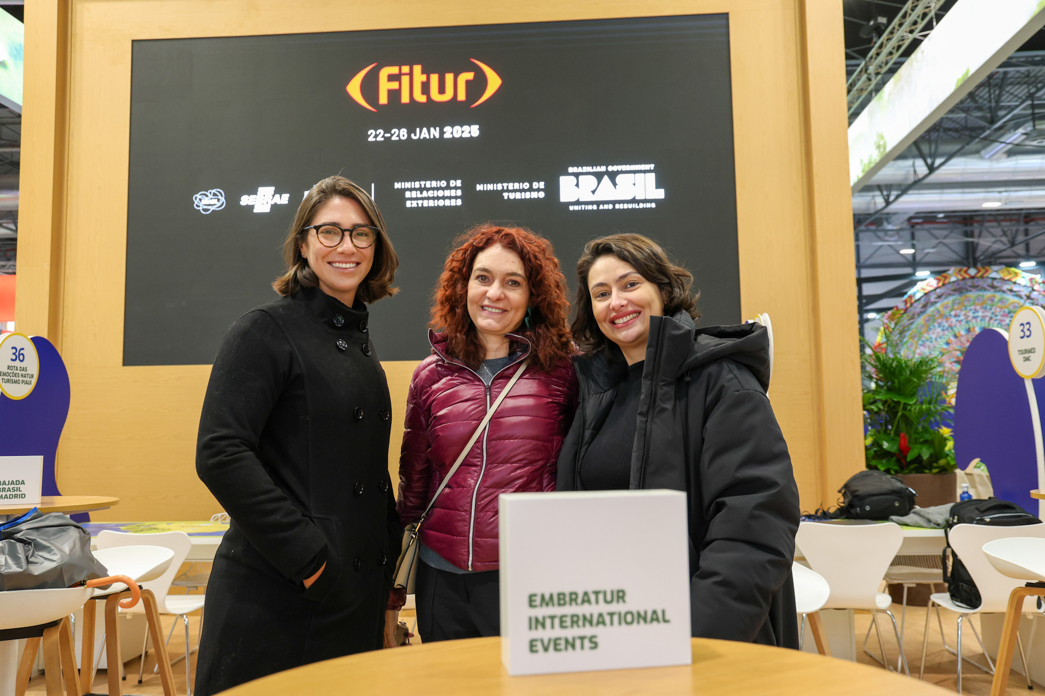 Marjorie Mynssen, Simone Scorsato, e Veruska Xavier, da Embratur