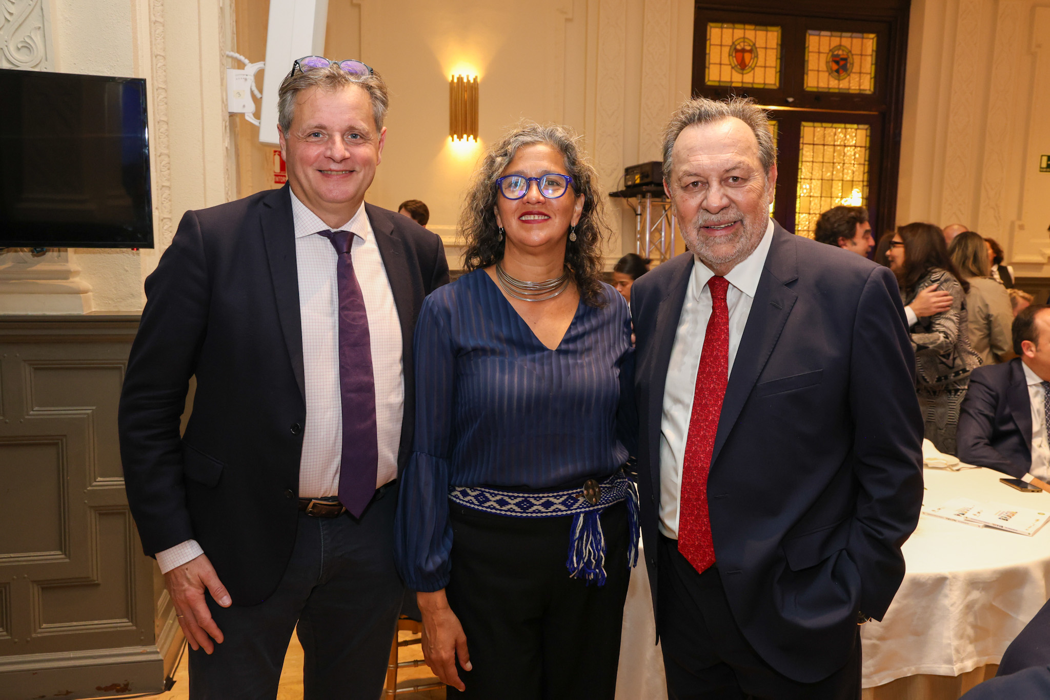 Michel Durrieu, da Huttopia, Verônica Pardo, secretária de turismo de Chile, Gustavo Santos, diretor Regional para América ONU Turismo