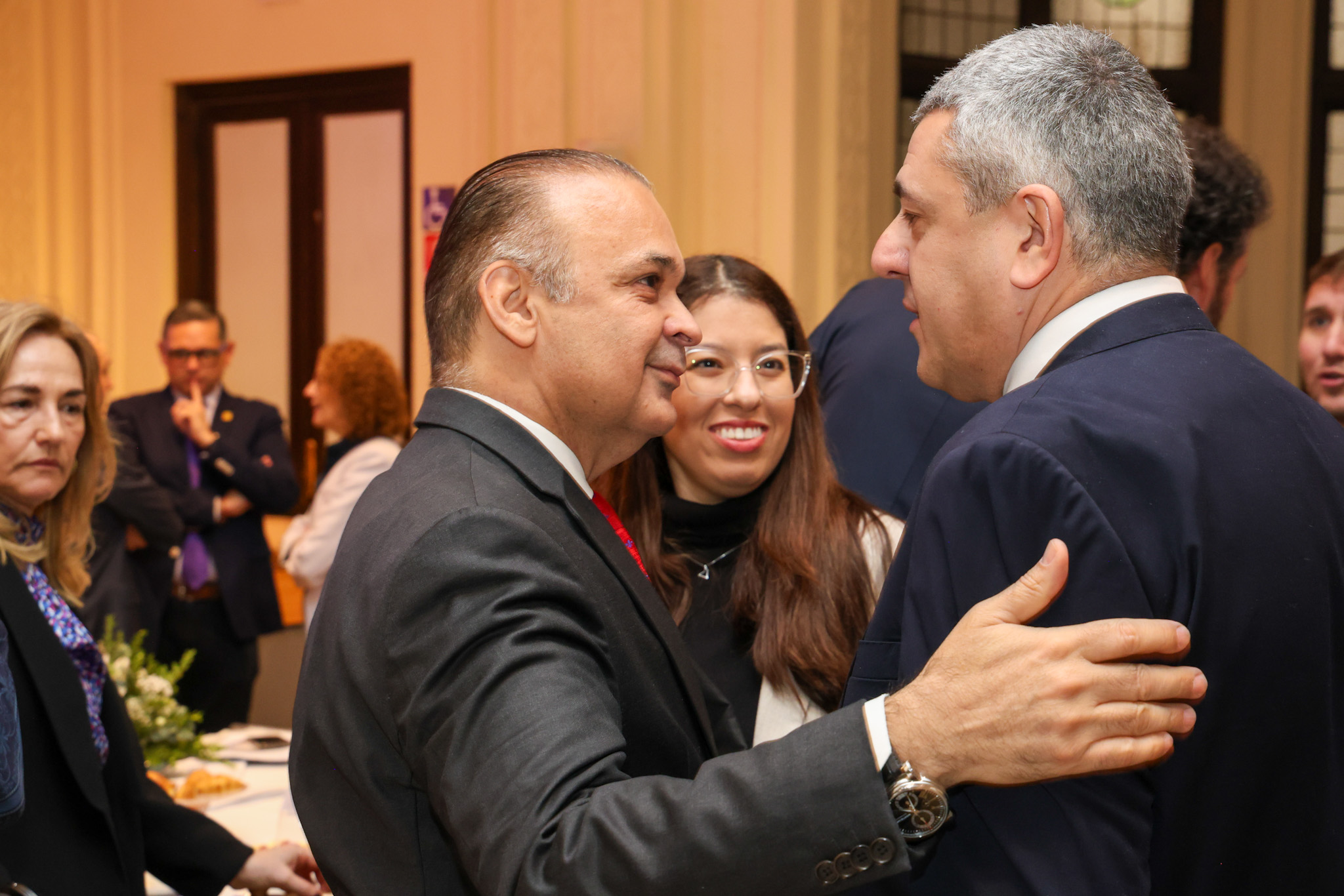 Roberto de Lucena e Ana Clemente, da Setur-SP, e Zurab Pololikashvili, secretário-geral da ONU Turismo