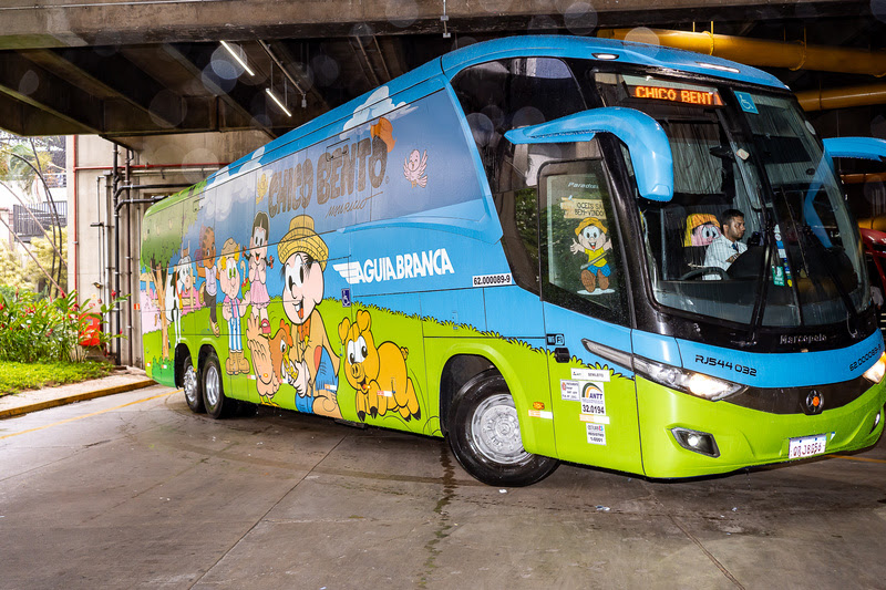 Viação Águia Branca convida brasileiros a redescobrirem o país com nova campanha 1 Ação acompanha o lançamento do filme ‘Chico Bento e a Goiabeira Maraviosa’, que ocorreu na última quinta-feira (9) (Divulgação/Águia Branca) ônibus