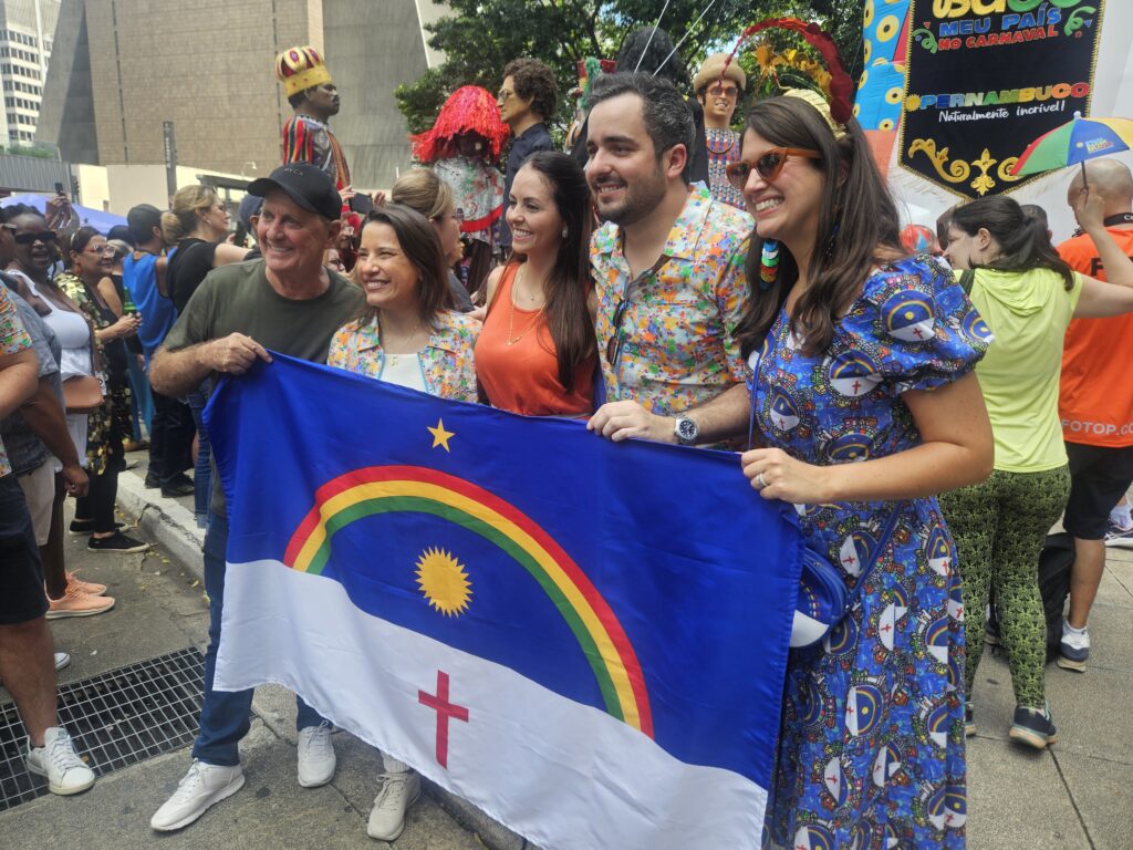 Quem estava na av. Paulista pôde sentir um pouco do que é o Carnaval em Pernambuco