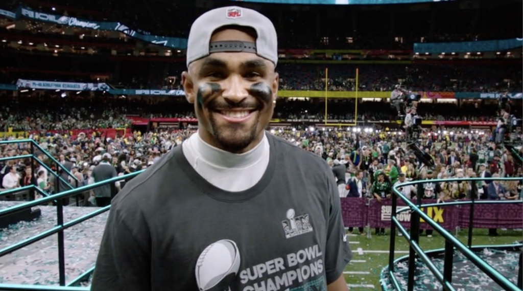 Jalen Hurts celebra vitória no Super Bowl com desfile no Walt Disney World 1 Captura de Tela 2025 02 10 as 15.01.02 Jalen Hurts celebra vitória no Super Bowl com desfile no Walt Disney World