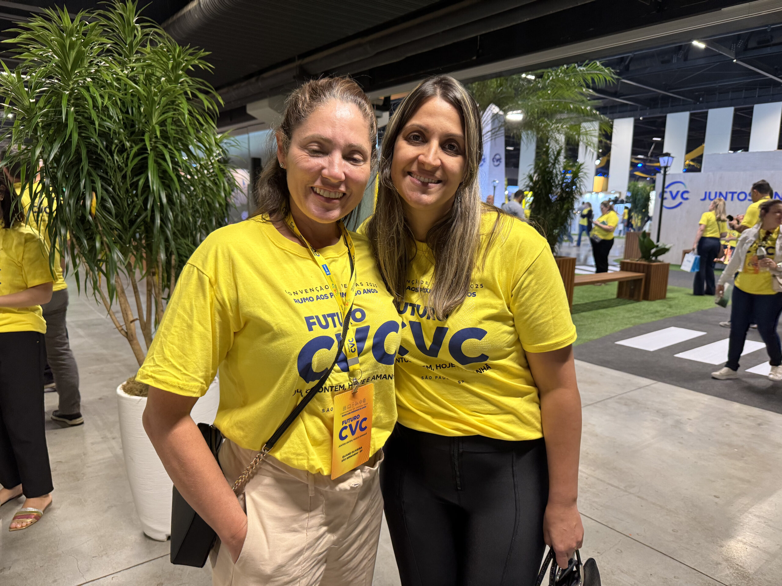 Eliane Oliveira e Priscila Solla Eliane Oliveira e Priscila Solla
