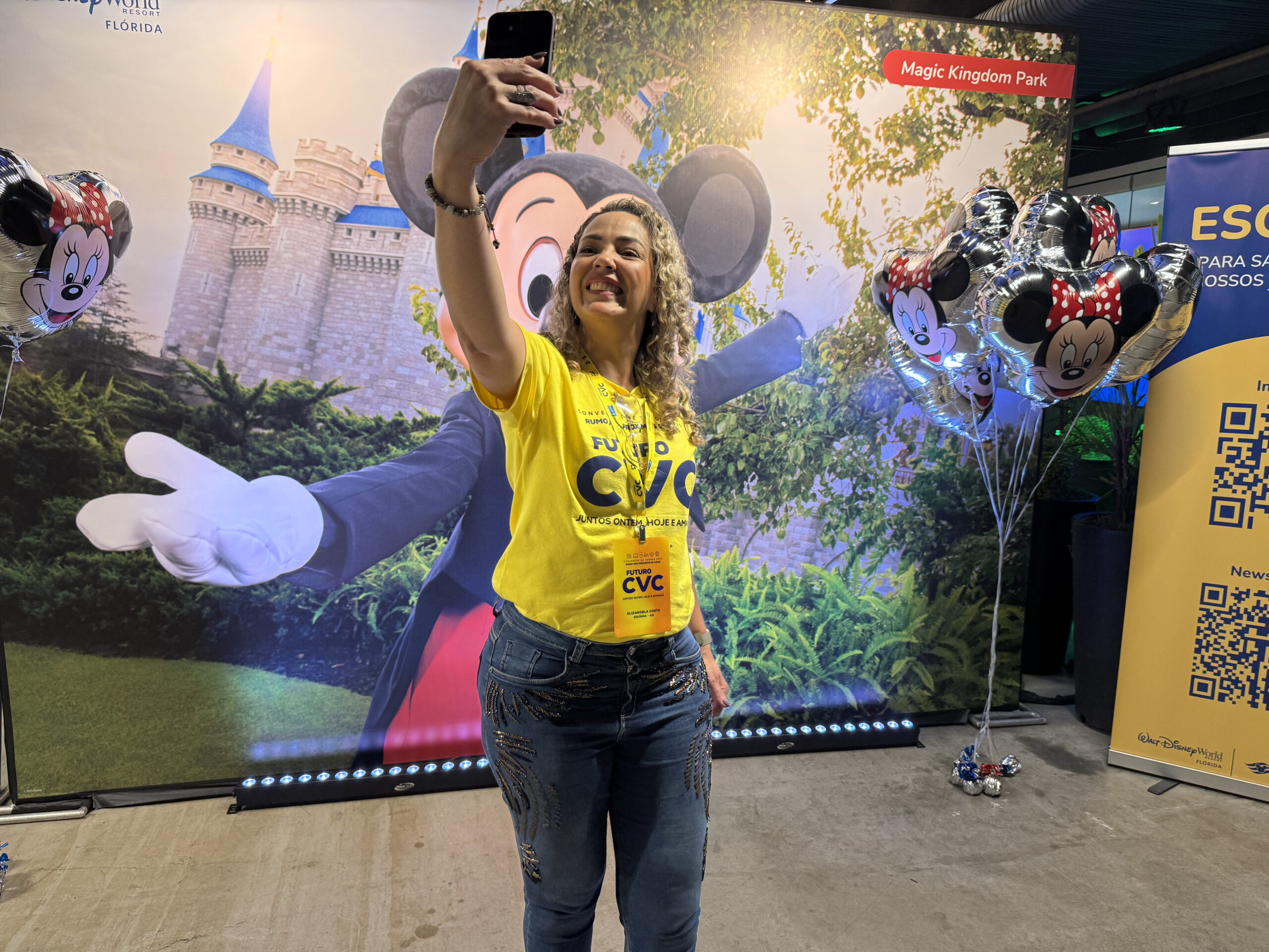 Elizângela Costa Elizângela Costa