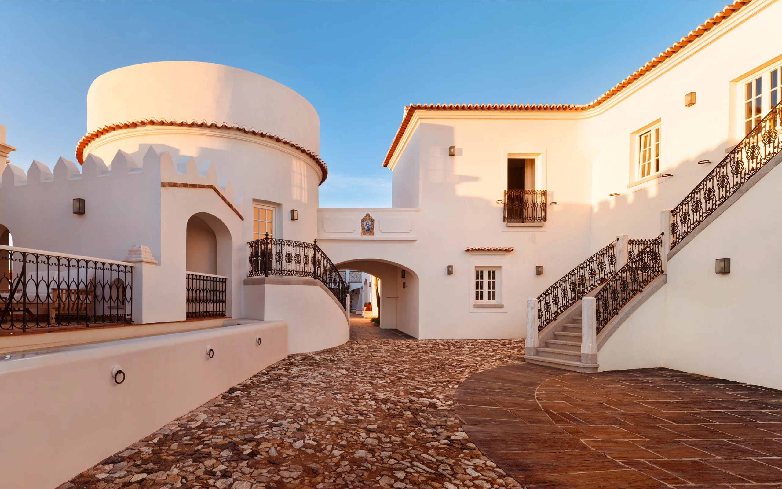 Alentejo, em Portugal, apresenta seus novos empreendimentos hoteleiros 1 Considerado o destino mais genuíno de Portugal, o Alentejo é a maior região do país (Divulgação/Alentejo)