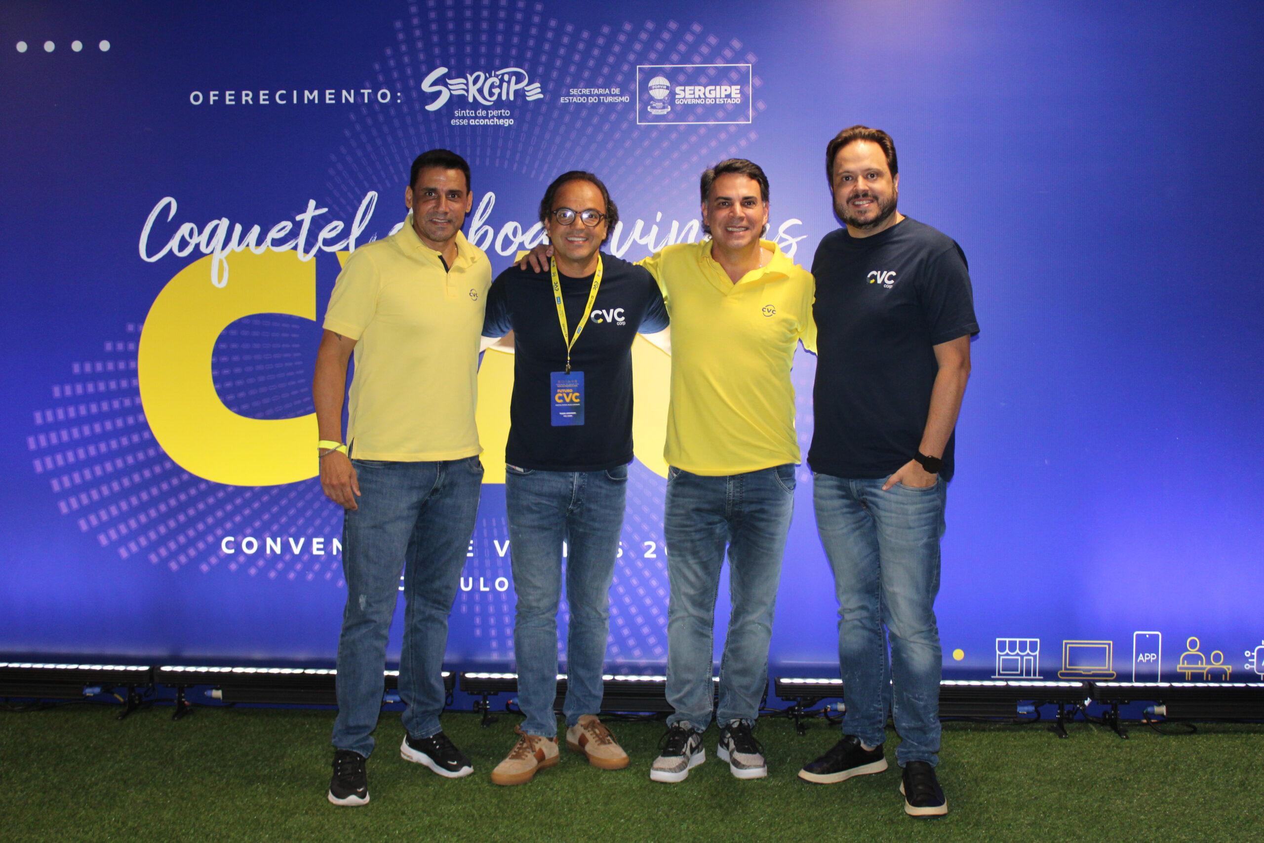 Time de lideranças da CVC Corp recepcionaram os convidados Time de lideranças da CVC Corp recepcionaram os convidados