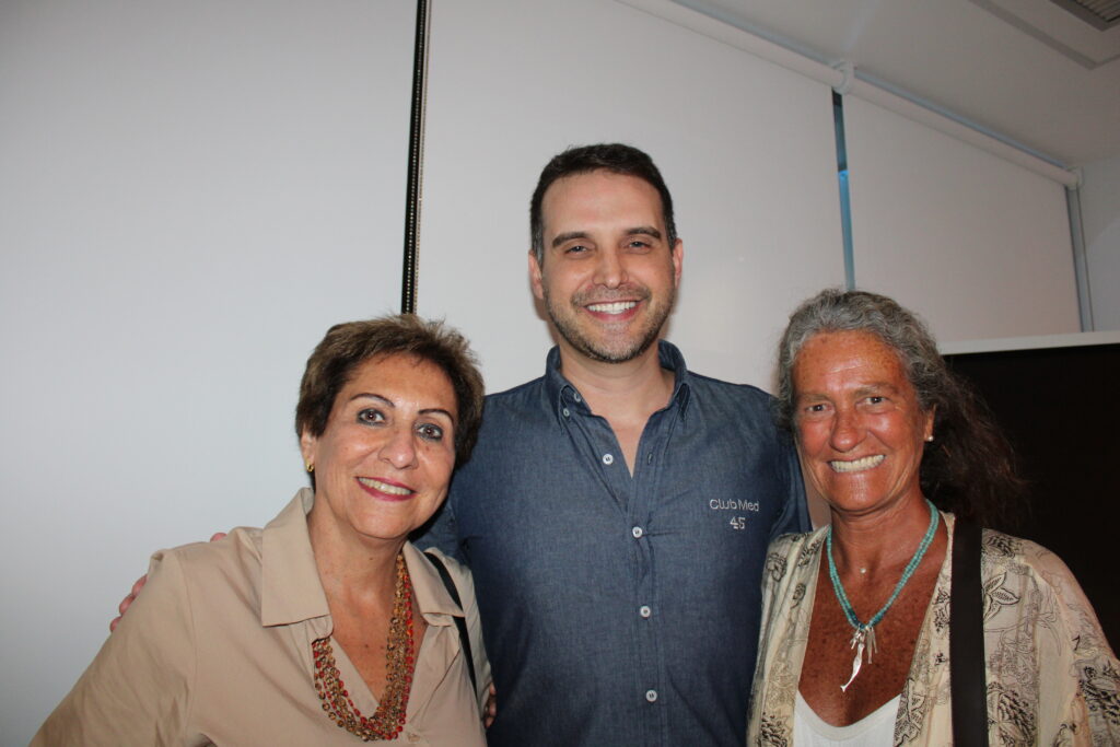 Rita Attala, da Must Tour, Guilherme Donda, do Club Med, e Mari Masgrau, do Mercado & Eventos