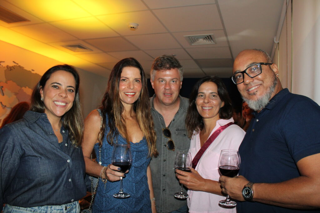 Natalia Bianco, do Club Med, Fernanda Lara Campos, Herve Tytgadt, Shubi Guimarães, e Alexandre Moreira, da Sky Explore Travel