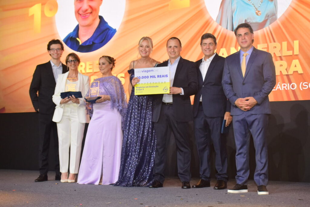 Premiado da categoria Franqueados – Outras categorias -  Grupo  7: Sérgio Ricardo Oliveira, da CVC Shopping Metrô Itaquera (SP)