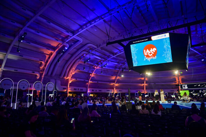 Programa Hosted Buyers no Lacte oferece acesso gratuito e oportunidades de networking para gestores corporativos 1 Lacte reuniu mais de mil pessoas no WTC Events Center em 2024 (Divulgação/Lacte)