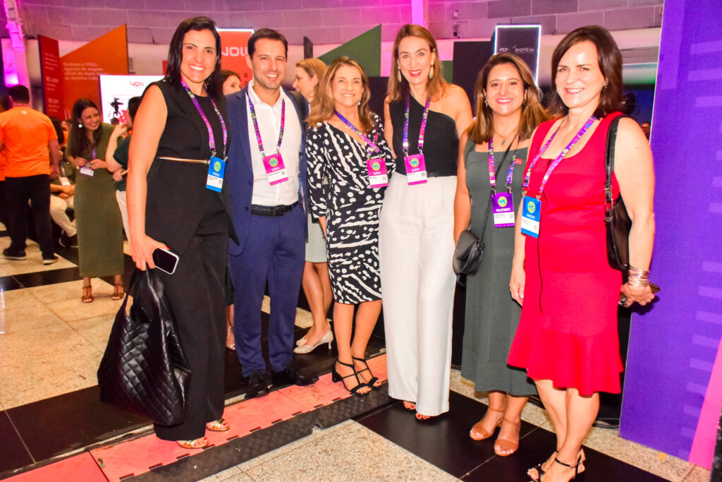 Marjori Schroeder, Eduardo Zorzanello, Marta Rossi, Luciane Leite, Jessica Sanchez e Ana Donato