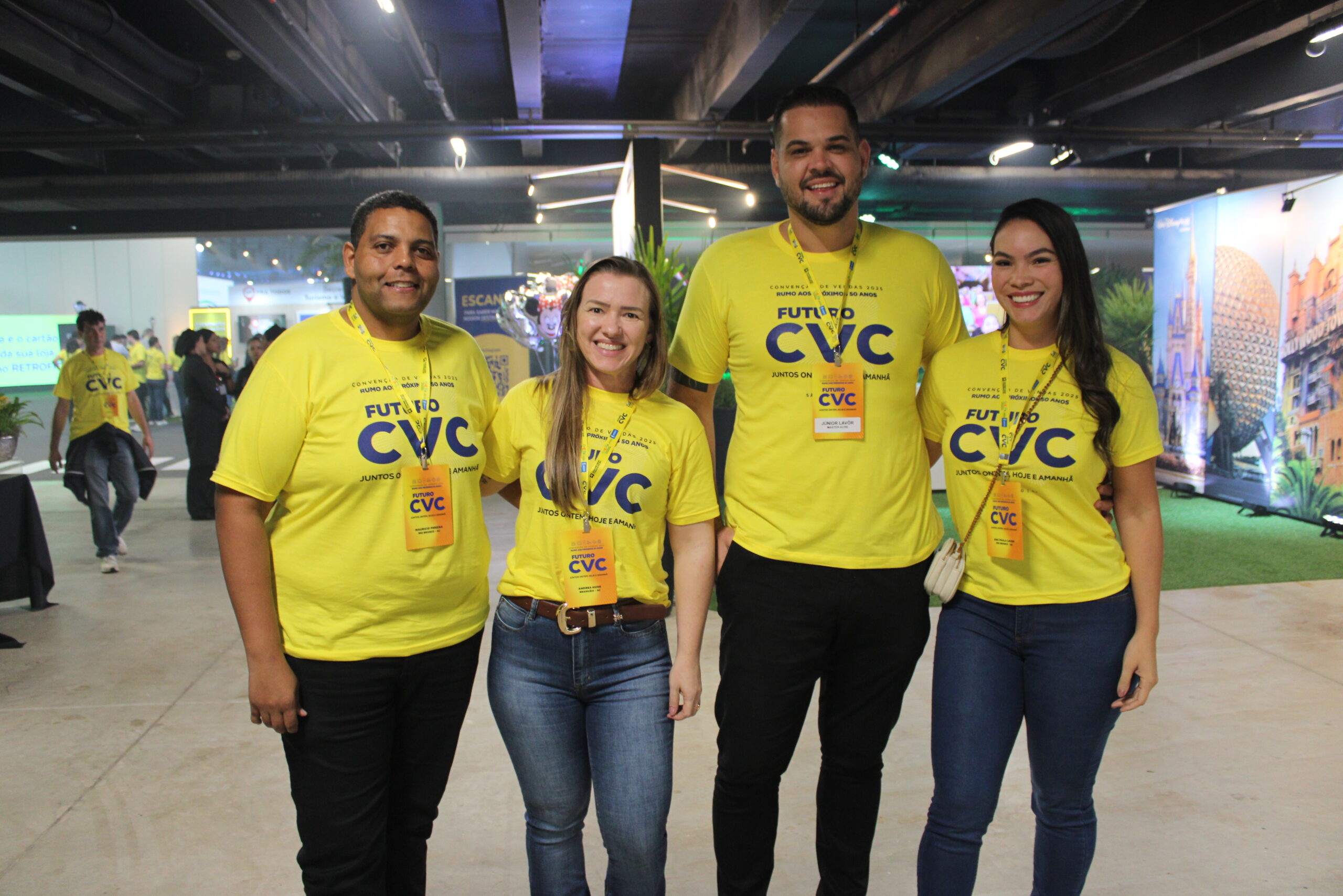 Mauricio Pereira, Andrea Kuhs, com Júnior e Ana Paula Lavor Mauricio Pereira, Andrea Kuhs, com Júnior e Ana Paula Lavor