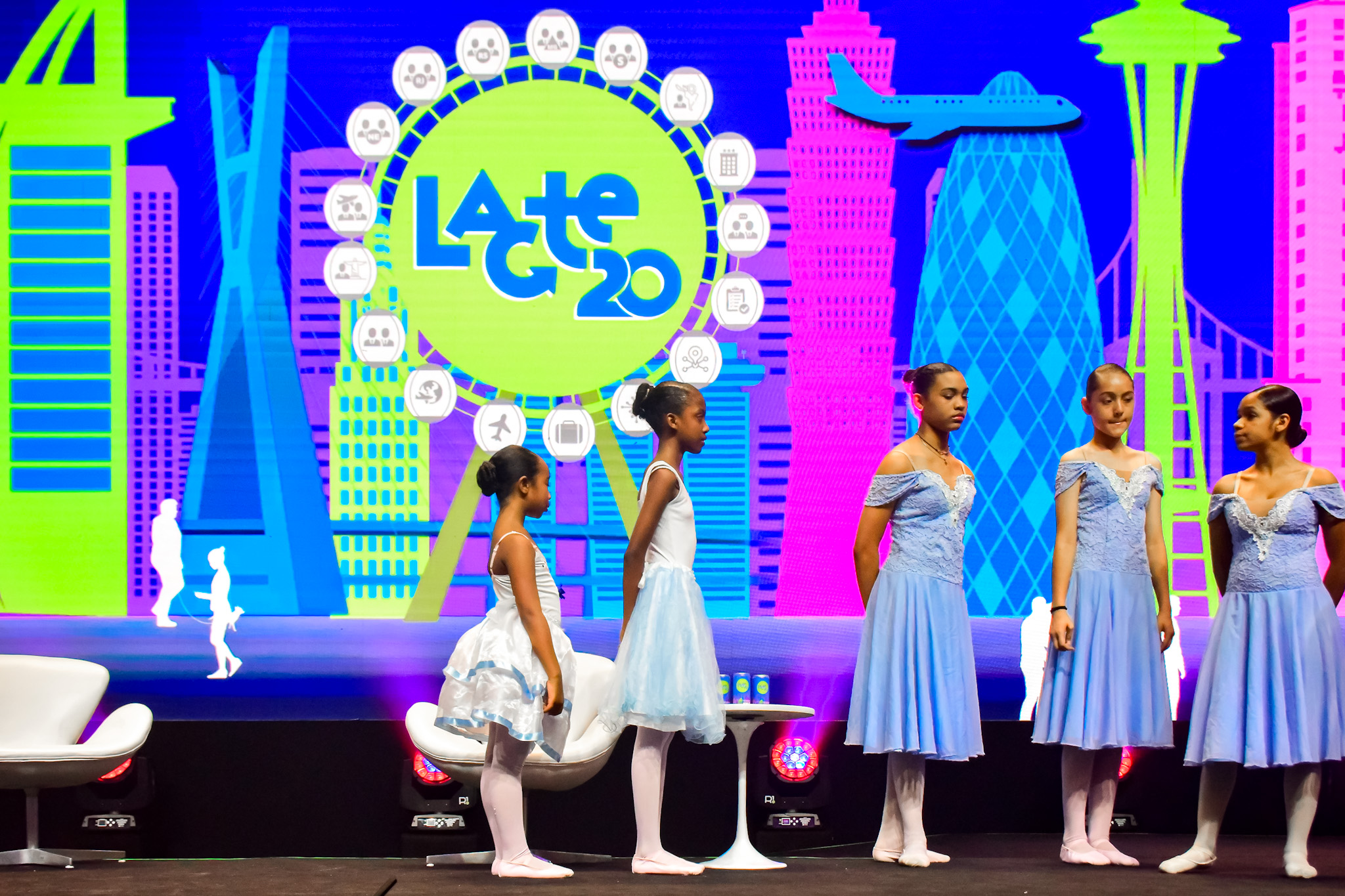 Meninas do Instituto Sonhar Meninas do Instituto Sonhar