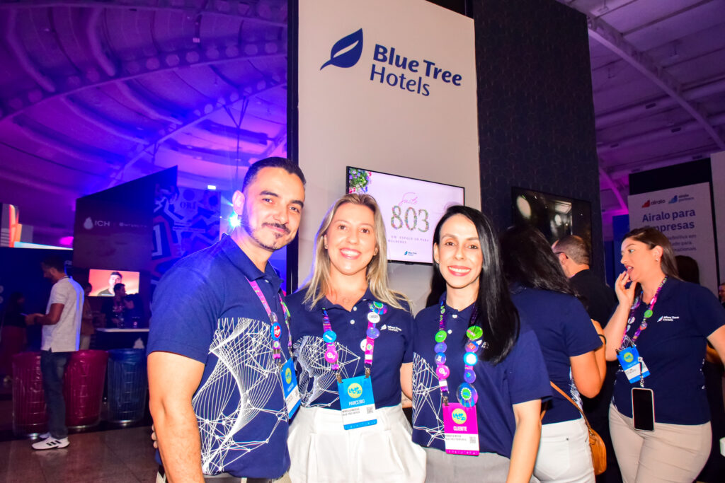Tiago Freitas, Mirella Mateus e Roberta Meyer, da Bluetree
