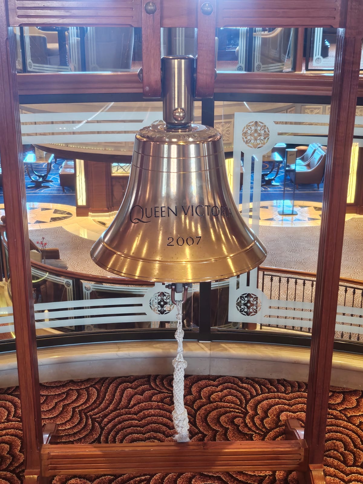 O Queen Victoria foi fabricado em 2007 O Queen Victoria foi fabricado em 2007