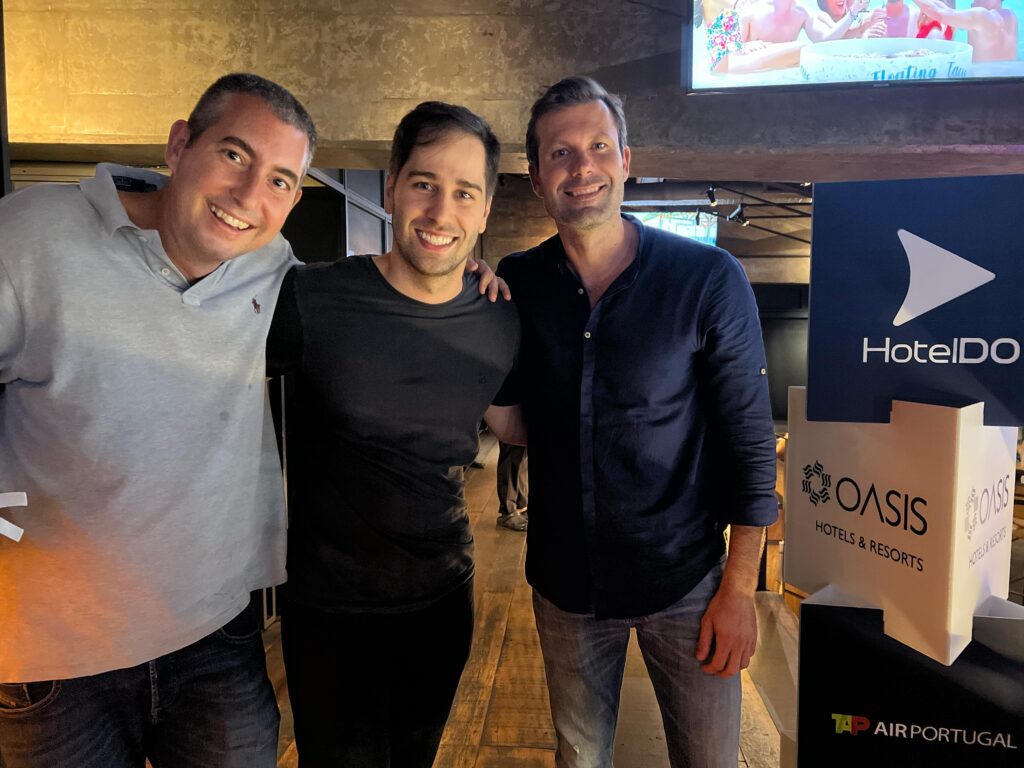 Alex Todres, João Pinheiro e Stefano Ross, da Decolar