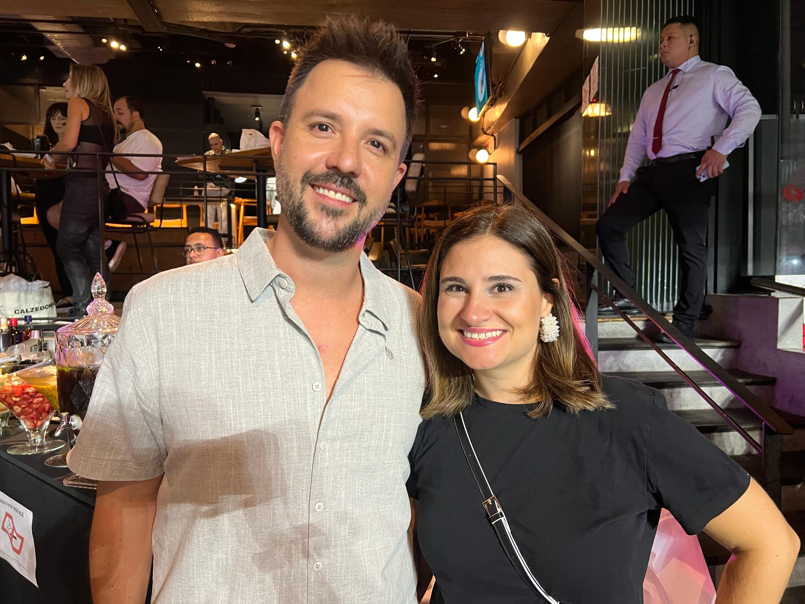 Juliana Bordim e Leonardo Fortes, da Sea World