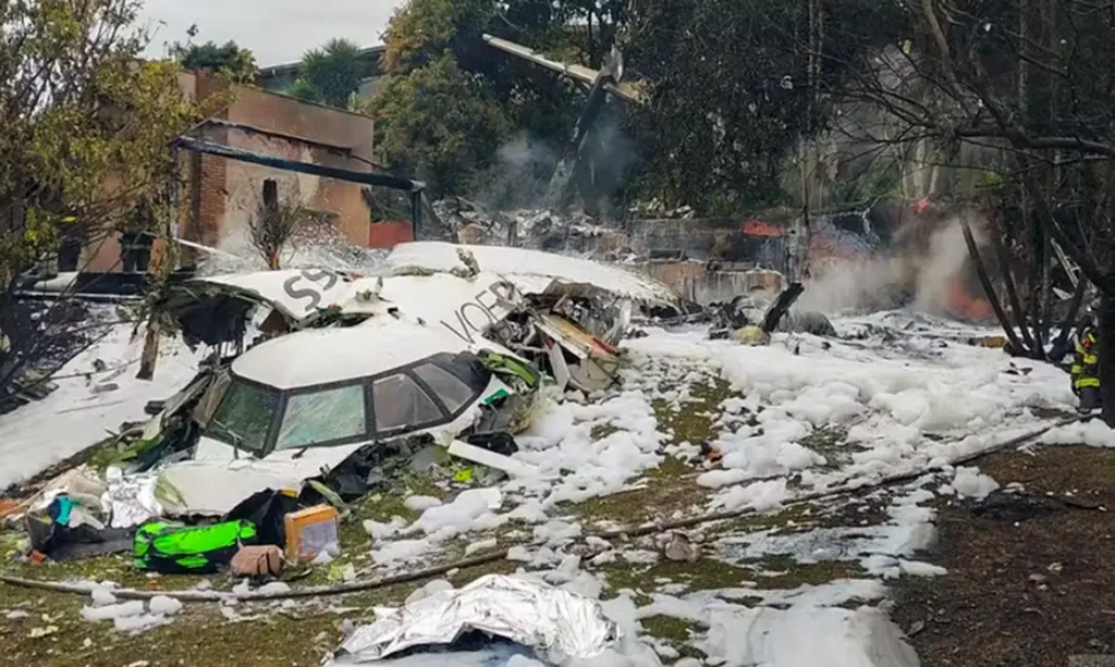 acidente aereo que envolveu aviao da voepass Cansaço da tripulação pode ter contribuído para queda da aeronave da Voepass, aponta governo