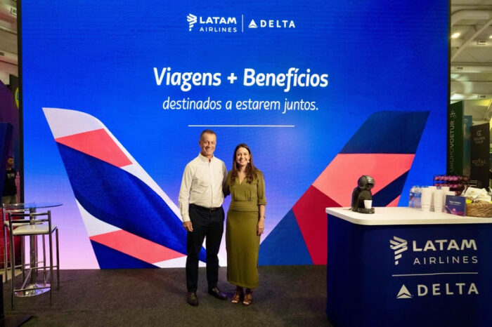 Latam e Delta celebram crescimento de mais de 100% no volume de passageiros Brasil-EUA durante o Lacte 20 1 unnamed 66 e1740403586977 Latam e Delta celebram crescimento de mais de 100% no volume de passageiros Brasil-EUA durante o Lacte 20