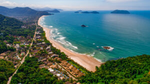 Praia de Juquehy, em São Sebastião (Divulgação/Setur-SP/Matheus Daguillar)