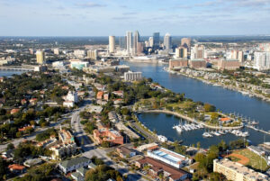 Com os mais de 60 mil empregos no setor hoteleiro de Tampa Bay, este novo valor representa um aumento de US$ 80 milhões (ou seja, 7,4%) em relação ao valor atingido em 2023 (Divulgação/Visit Tampa Bay)