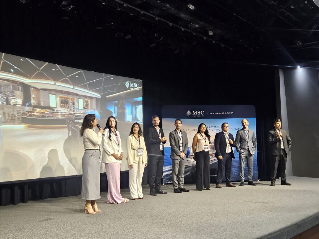Equipe de vendas da MSC Cruzeiros