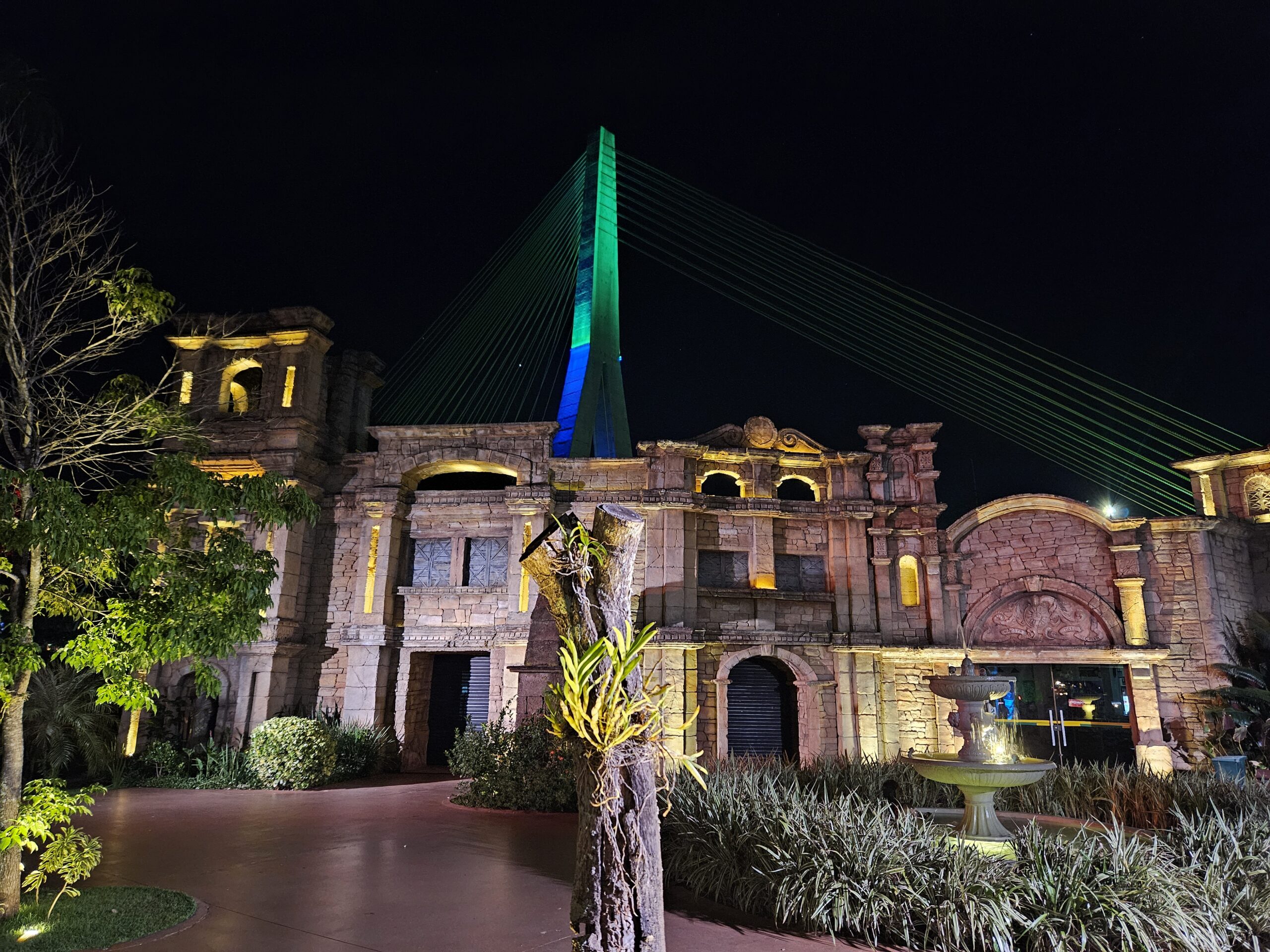 Aérea externa do Marco das Três Fronteiras