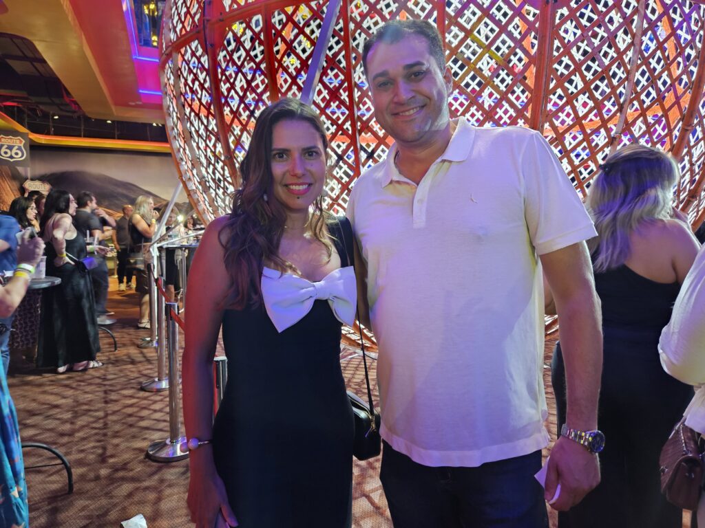 Fernanda Paranhos, da CVC Corp, e Clayton Araújo, da Europamundo