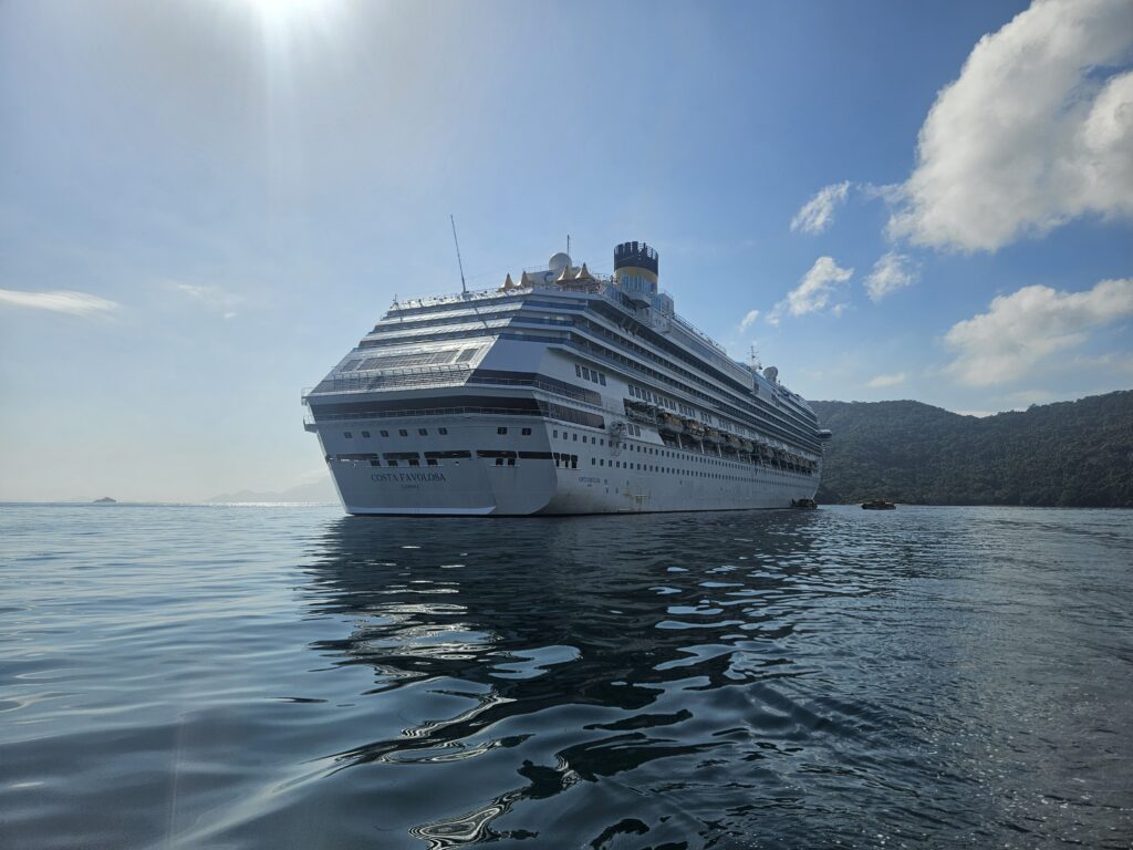 Costa Favolosa