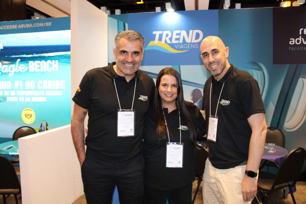 Alexandre Tedesco, Fernanda Santos e Jonathan Wommer, da Trend Viagens