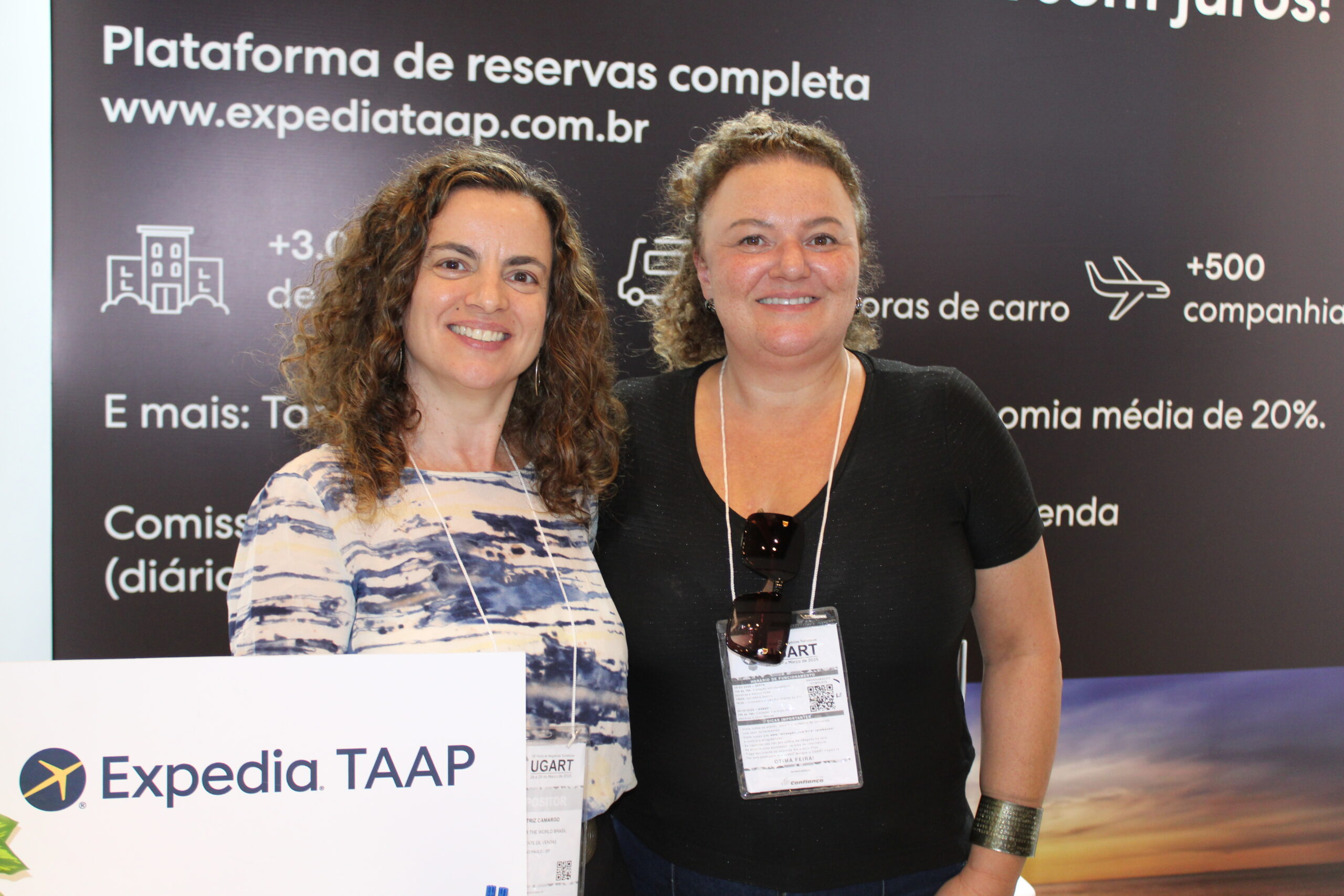 Beatriz Camargo, Michele Keller, da Discover The World Brasil
