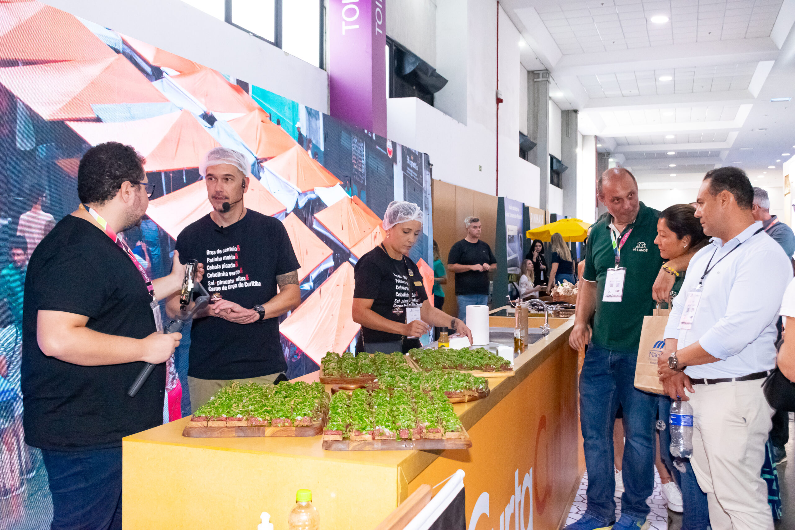 Degustação de carne de onça