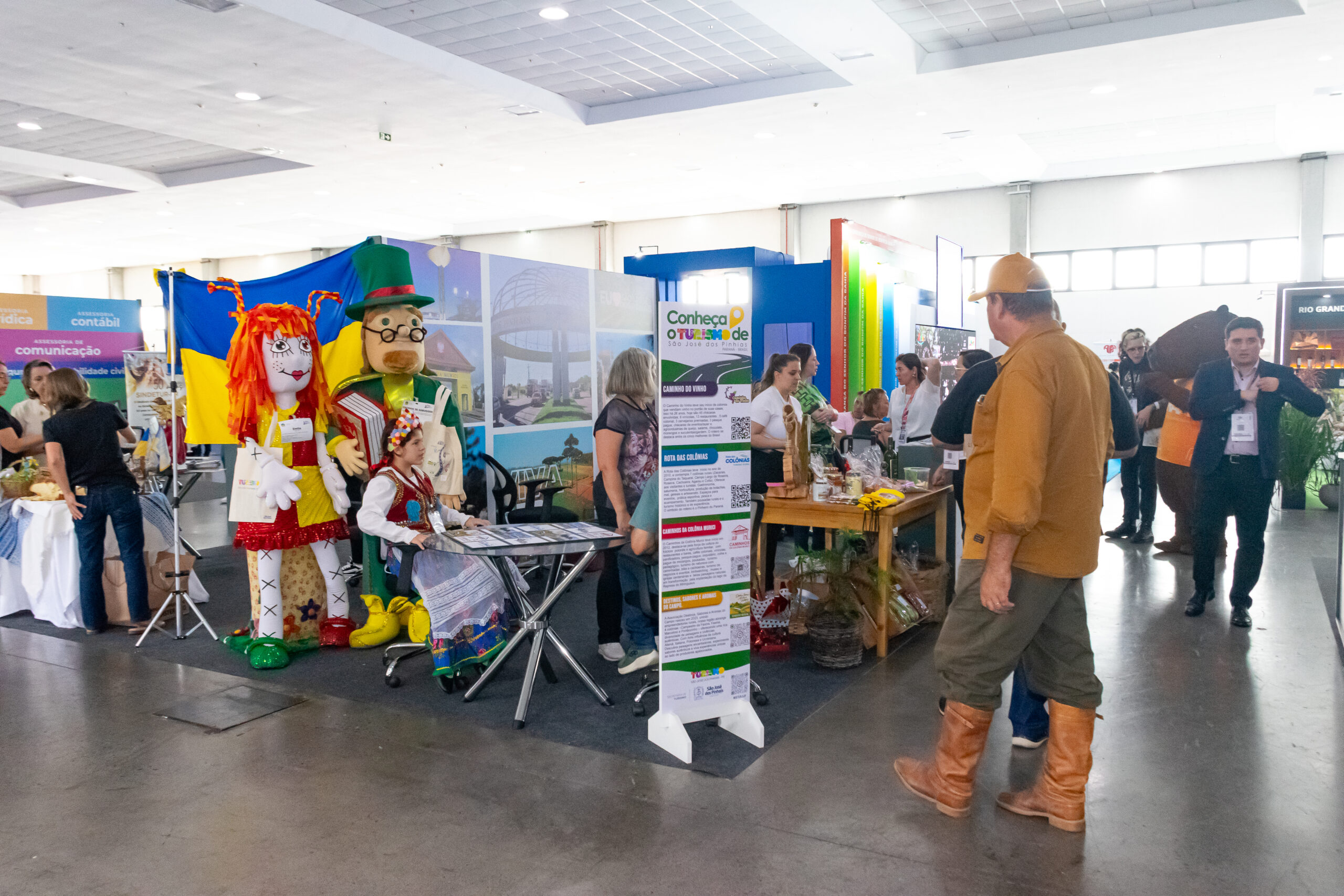 Folclore, cultura e arte estão em destaque na Expo Turismo Paraná