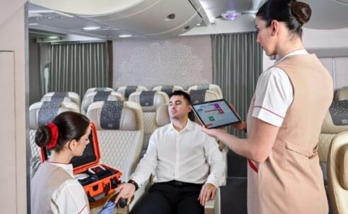Emirates investe USD 2,4 milhões para desenvolver primeira estação de telemedicina a bordo