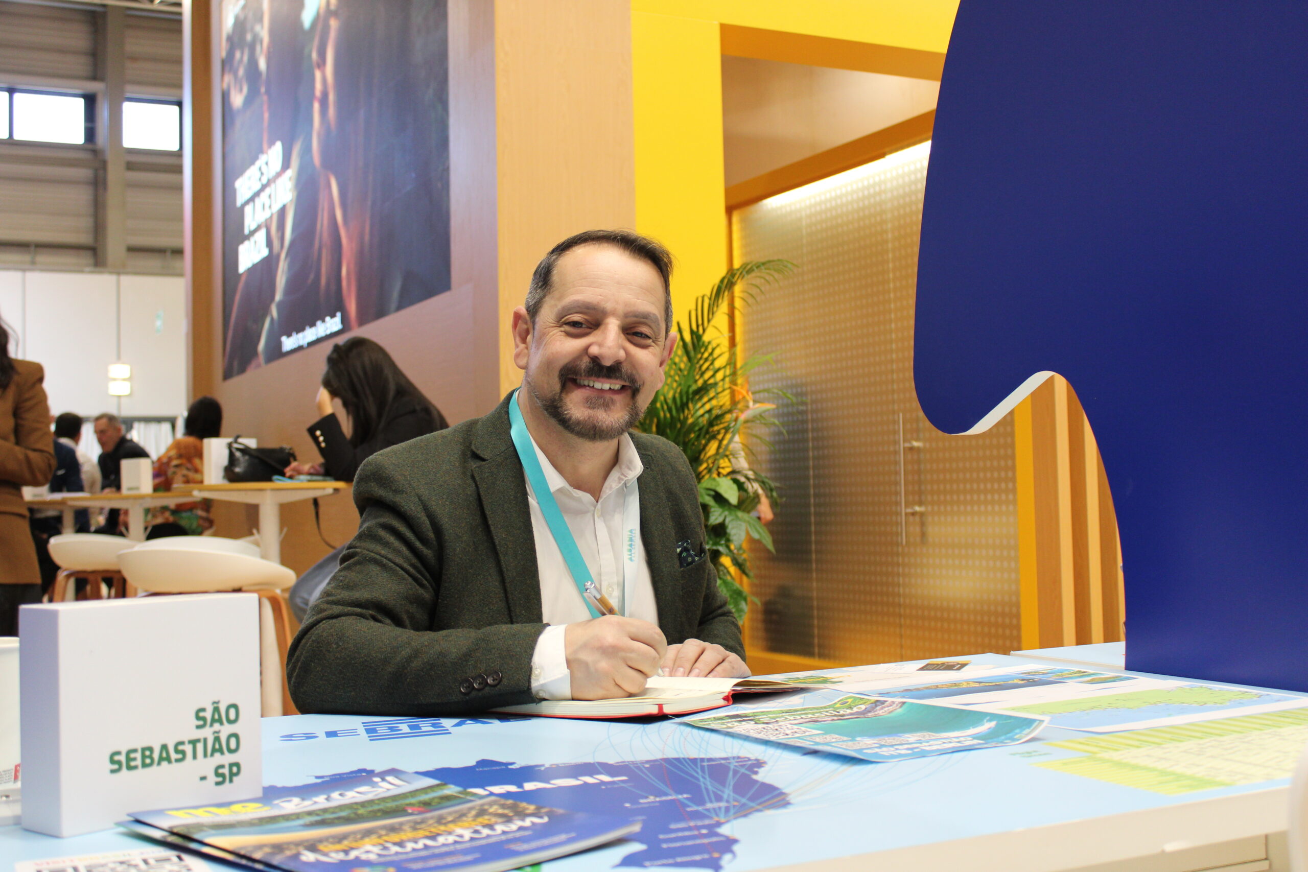 Alex Coelho, de São Sebastião Alex Coelho, de São Sebastião